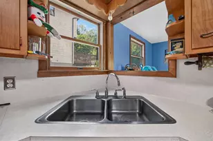 720 Lechauweki, Fountain Hill, PA 18015 - Photo 23