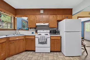 720 Lechauweki, Fountain Hill, PA 18015 - Photo 21