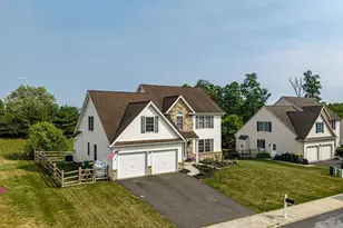 5121 Cassidy Dr, Schnecksville, PA 18078 - Photo 3
