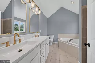 5121 Cassidy Dr, Schnecksville, PA 18078 - Photo 25