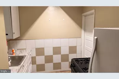 832 Chestnut, Allentown, PA 18102 - Photo 9