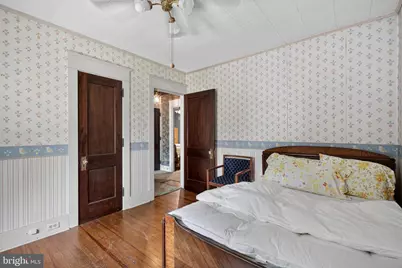 821 N Bishopthorpe Street, Fountain Hill, PA 18015 - Photo 17