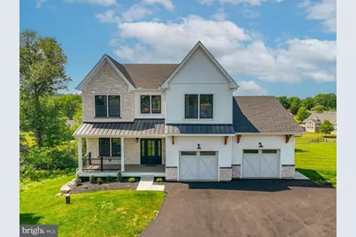 4740 Hillcrest Lane, Whitehall, PA 18052 - Photo 1
