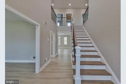 4740 Hillcrest Lane, Whitehall, PA 18052 - Photo 7