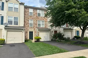 4606 Jasmine Dr, Center Valley, PA 18034 - Photo 3