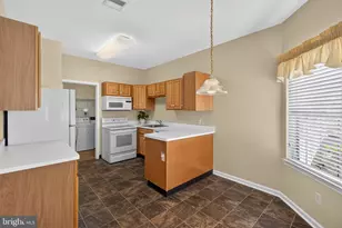 4690 Blue Grass Ln, Macungie, PA 18062 - Photo 15