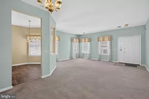 4690 Blue Grass Ln, Macungie, PA 18062 - Photo 9