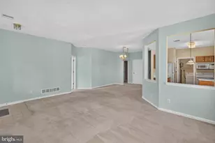 4690 Blue Grass Ln, Macungie, PA 18062 - Photo 7