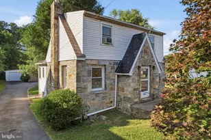 1665 Broadway, Bethlehem, PA 18015 - Photo 1