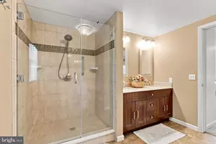 6609 Crown Ln, Zionsville, PA 18092 - Photo 25