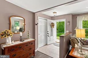 6609 Crown Ln, Zionsville, PA 18092 - Photo 5