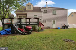 511 E Harrison St, Emmaus, PA 18049 - Photo 5