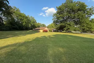 5770 Sun Valley Run, Zionsville, PA 18092 - Photo 5