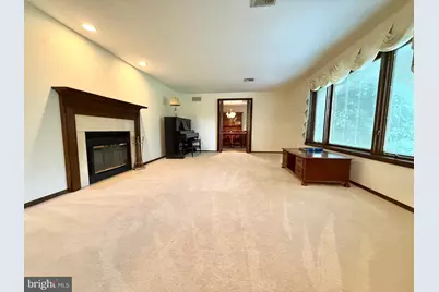 5770 Sun Valley Run, Zionsville, PA 18092 - Photo 13