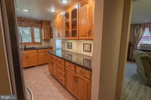 30 N 38th St, Allentown, PA 18104 - Photo 5