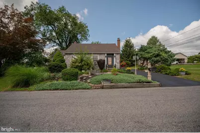 30 N 38th Street, Allentown, PA 18104 - Photo 1