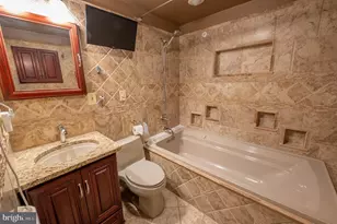 30 N 38th St, Allentown, PA 18104 - Photo 9