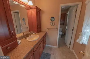 1039 Miriam Dr, Emmaus, PA 18049 - Photo 15