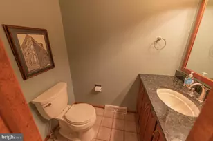1039 Miriam Dr, Emmaus, PA 18049 - Photo 13