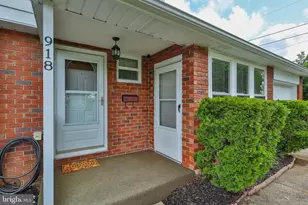 918 Bradford St, Bethlehem, PA 18018 - Photo 9