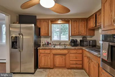 918 Bradford Street, Bethlehem, PA 18018 - Photo 21