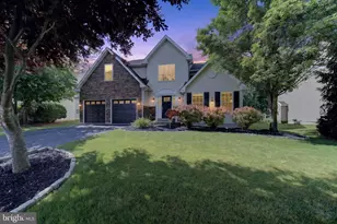 6840 Scenic View Dr, Macungie, PA 18062 - Photo 1