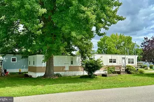 8700 Turkey Ridge Rd, Breinigsville, PA 18031 - Photo 1