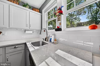 2051 W Livingston Street, Allentown, PA 18104 - Photo 19
