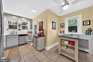2051 W Livingston St, Allentown, PA 18104 - Photo 15
