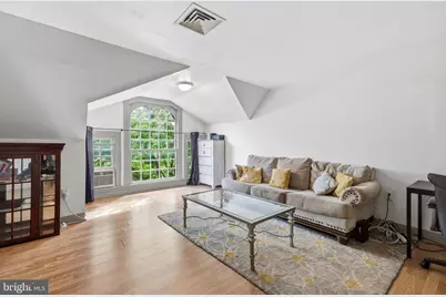 202 N 17th Street #APT D, Allentown, PA 18104 - Photo 5