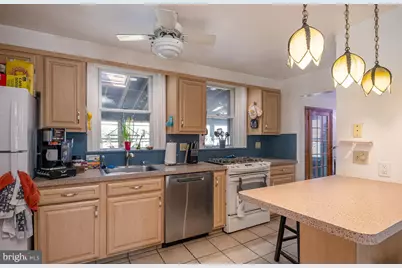 1925 E Fairmont Street, Allentown, PA 18109 - Photo 7