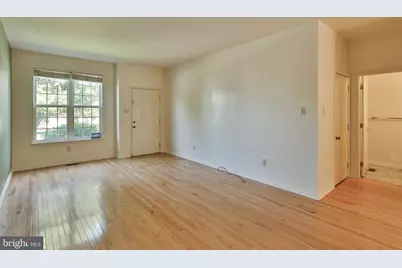 8145 Cross Creek Circle, Breinigsville, PA 18031 - Photo 9