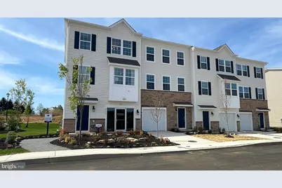 8317 Brodie Court, Breinigsville, PA 18031 - Photo 3