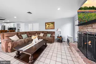 1804 Elmhurst Dr, Whitehall, PA 18052 - Photo 17