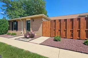 2870 Springhaven Pl, Macungie, PA 18062 - Photo 1