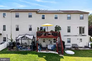 341 W 2nd St, Alburtis, PA 18011 - Photo 9