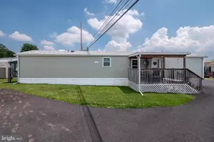 1190 Grange Rd, Allentown, PA 18106 - Photo 5