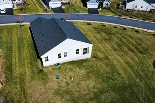 4220 Cypress Ln, Whitehall, PA 18052 - Photo 21