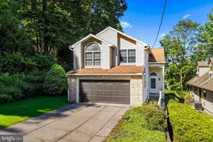 721 Wistar St, Bethlehem, PA 18015 - Photo 1