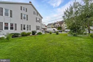 536 W Washington St, Slatington, PA 18080 - Photo 5