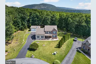 2199 Acorn Court, Slatington, PA 18080 - Photo 5