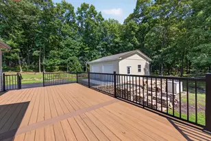2199 Acorn Ct, Slatington, PA 18080 - Photo 13