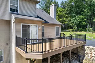 2199 Acorn Ct, Slatington, PA 18080 - Photo 11
