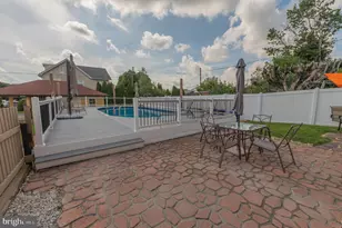 302 N 5th St, Emmaus, PA 18049 - Photo 21