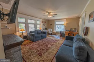 302 N 5th St, Emmaus, PA 18049 - Photo 3
