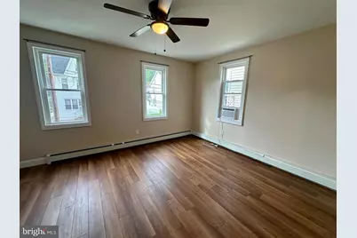 550 W Franklin Street, Slatington, PA 18080 - Photo 17