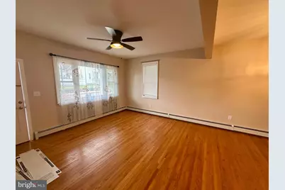 550 W Franklin Street, Slatington, PA 18080 - Photo 9