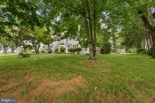 2898 Fairfield Dr, Allentown, PA 18103 - Photo 65