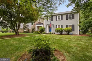 2898 Fairfield Dr, Allentown, PA 18103 - Photo 3