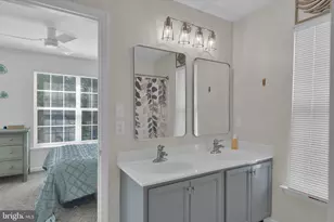 8451 Cromwell Ct, Breinigsville, PA 18031 - Photo 17